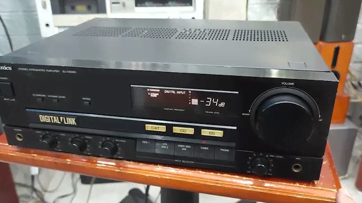 Đã bán...amply dàn đại Technics SB D5000