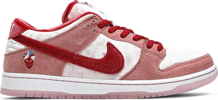 Nike Dunk x StrangeLove Low SB 'Valentine's Day'