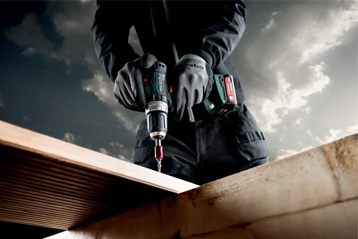 Шуруповерт ударный Metabo PowerMaxx SB 12 BL (601077500) 12В, 2X2АЧ, Кейс