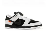 TIGHTBOOTH x Dunk Low SB