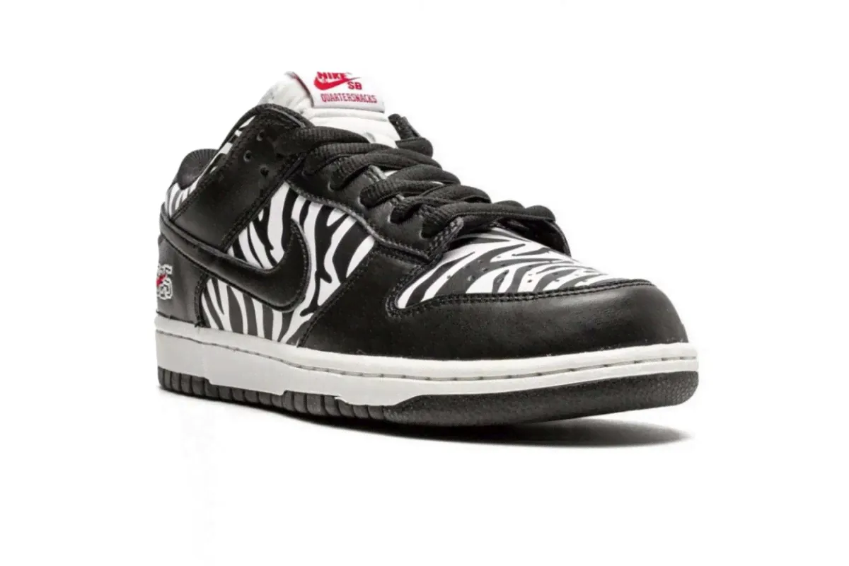 Quartersnacks x Nike SB Dunk Low Zebra-2
