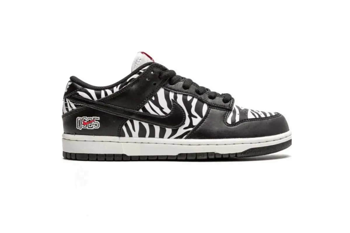 Quartersnacks x Nike SB Dunk Low Zebra-3